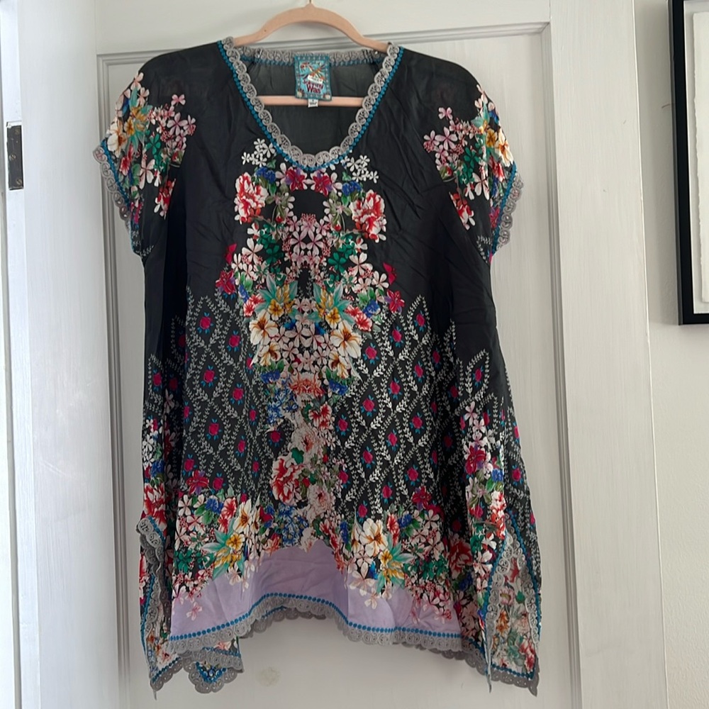 100% silk Johnny Was Tunic